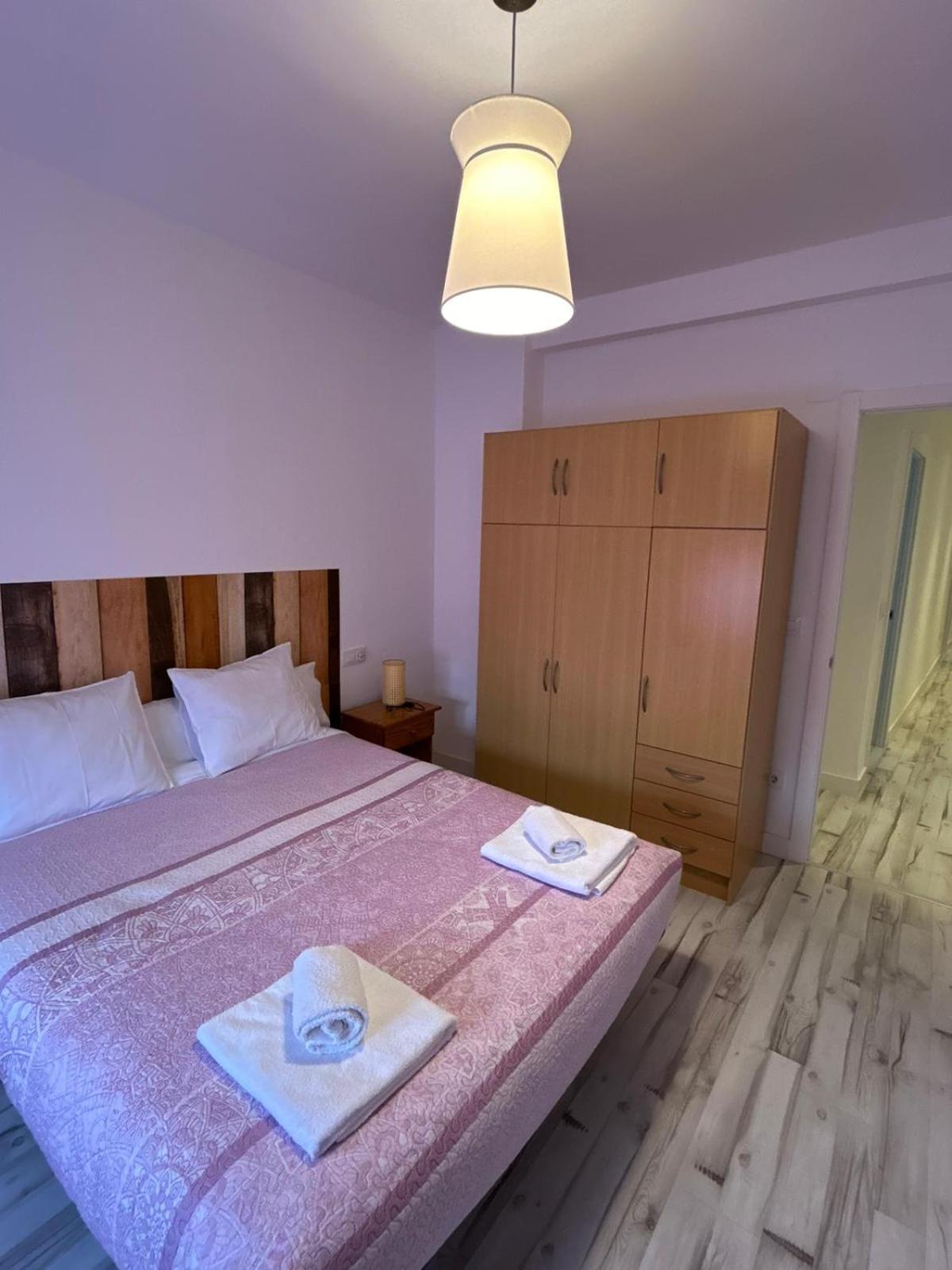 Apartamentos El Conde ซานโตโดมิงโก เดลา กัลซาดา ภายนอก รูปภาพ
