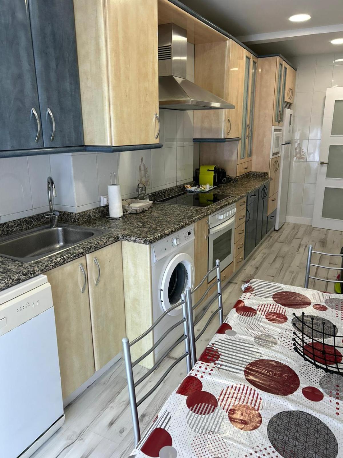 Apartamentos El Conde ซานโตโดมิงโก เดลา กัลซาดา ภายนอก รูปภาพ